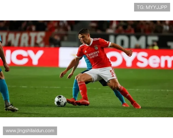 本菲卡强强对话焦点之战全场精彩进球瞬间与赛后深度解读