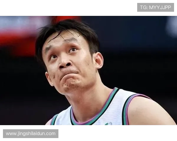 丁彦雨航重返赛场再燃篮球梦想展现中国球员坚韧与荣耀 丁彦雨航重返赛场再燃篮球梦想展现中国球员坚韧与荣耀