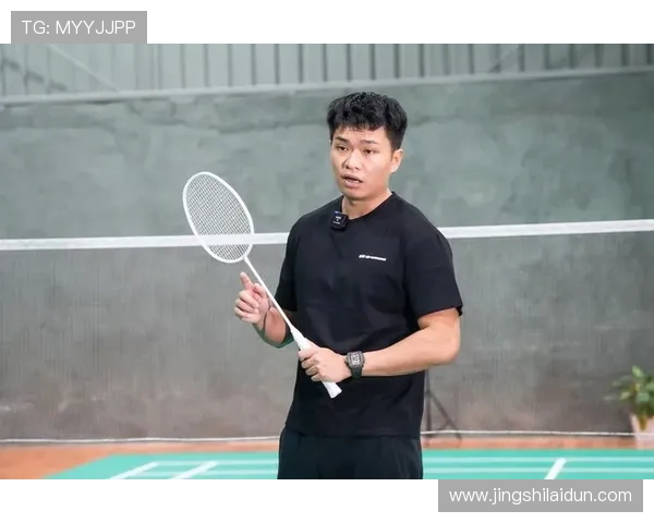 杨晨以坚韧拼搏精神引领新时代青年奋斗追梦新篇章