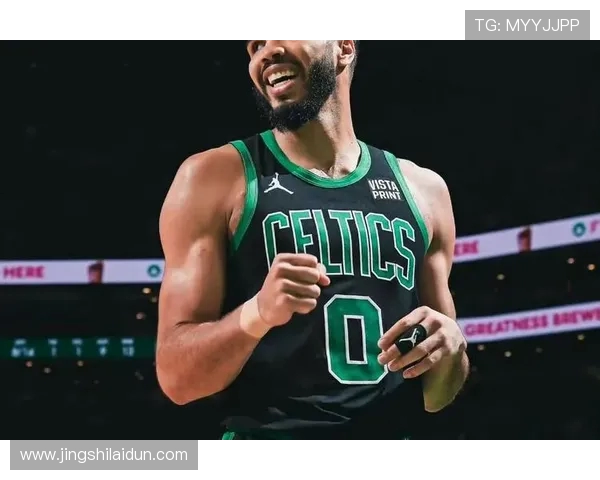 杰森塔图姆引领凯尔特人新纪元探寻球队崛起与未来方向 杰森塔图姆引领凯尔特人新纪元探寻球队崛起与未来方向