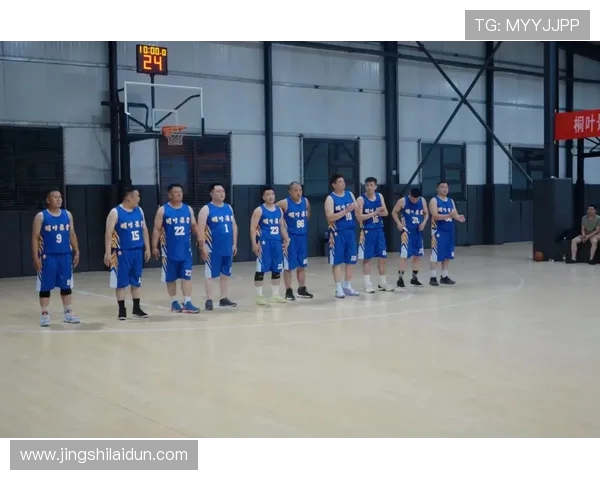 以篮球为纽带探讨团队合作精神与青年成长动力的深度关系