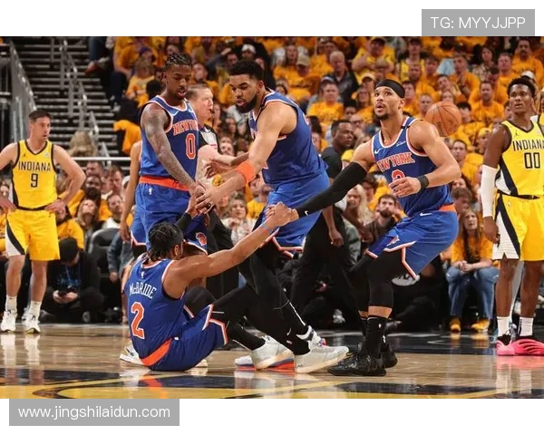 步行者迎战尼克斯：激烈对决揭示两队季后赛争夺新局势