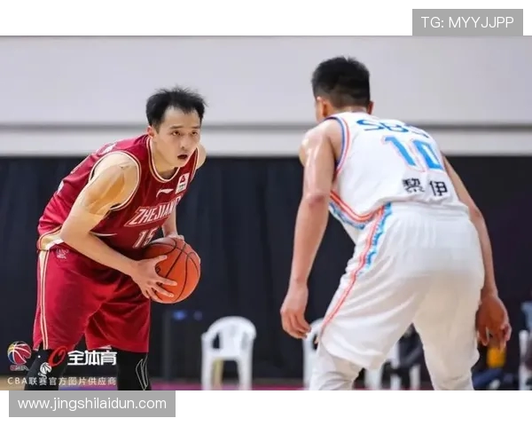 福建浔兴股份强势迎战劲旅展现团队实力引发篮球圈热议