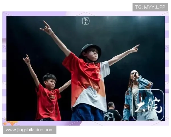 武汉街舞队的力量揭秘:街舞文化的传承与创新之旅 武汉街舞队的力量揭秘:街舞文化的传承与创新之旅