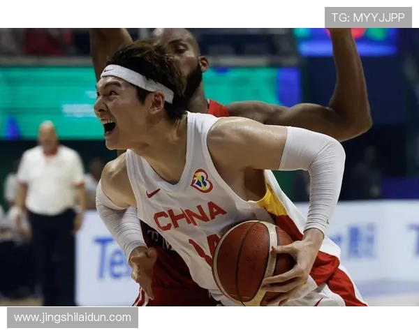 王哲林带领中国男篮冲击世界杯赛场前景分析与挑战探讨