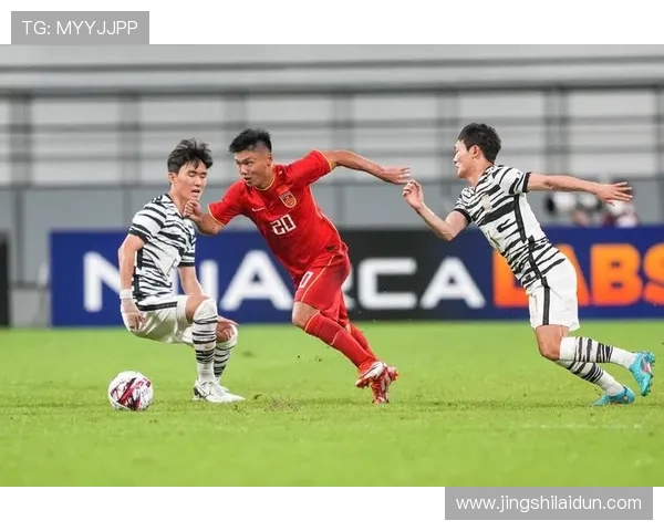 中国足球对阵韩国的精彩回顾与分析，重温经典对决瞬间